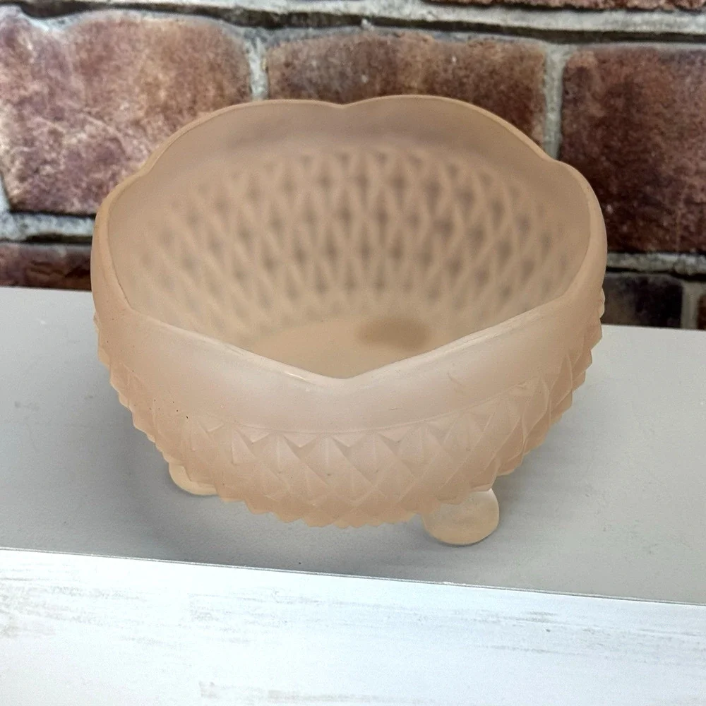 Vintage Indiana Glass, Diamond Point, Footed, Frosted Pink,‎ Candy Dish Bowl